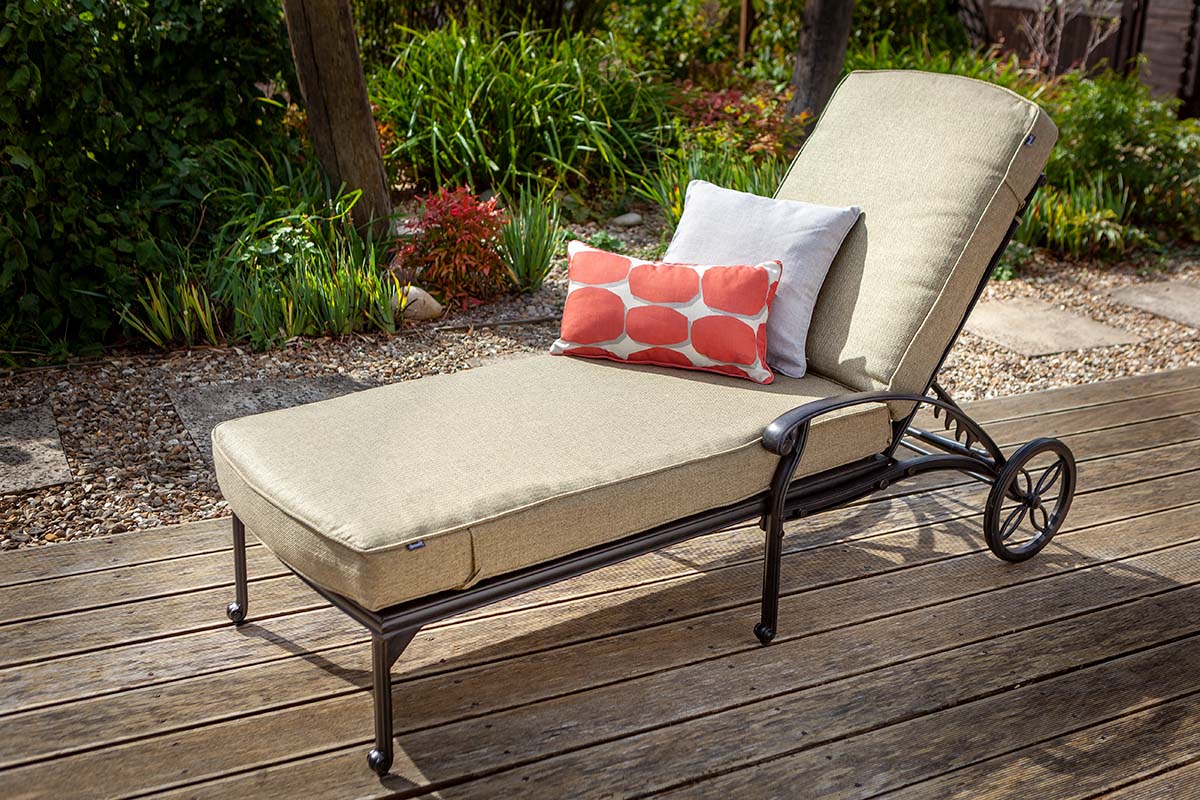 Capri Lounger